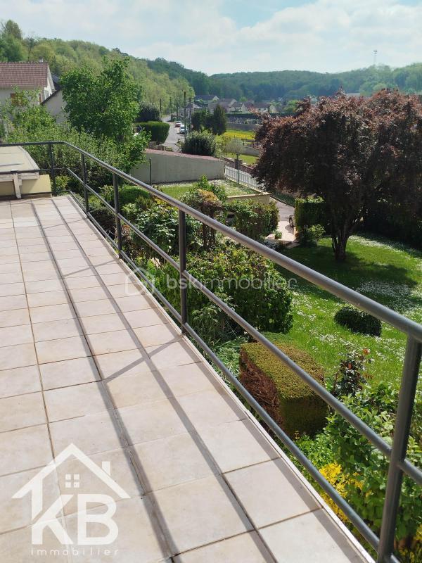 Maison - 99 m² - 4 pièces