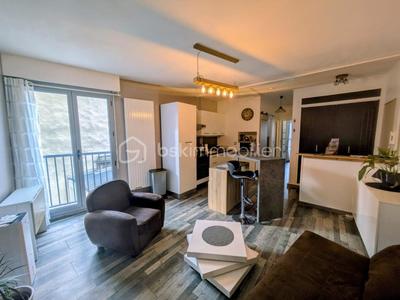 Loft - 38 m² - 2 pièces