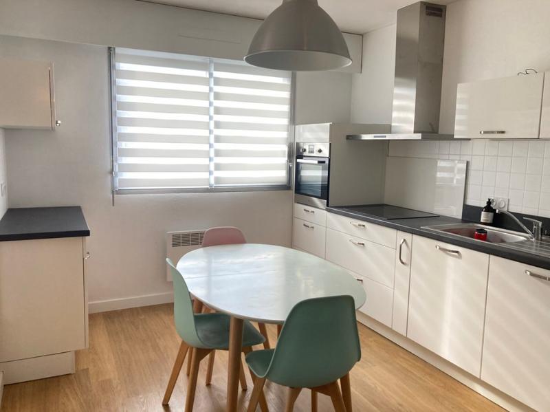 Appartement - 65 m² - 2 pièces