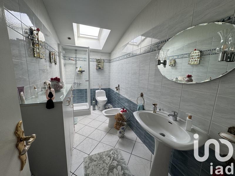 Maison - 161 m² - 4 pièces