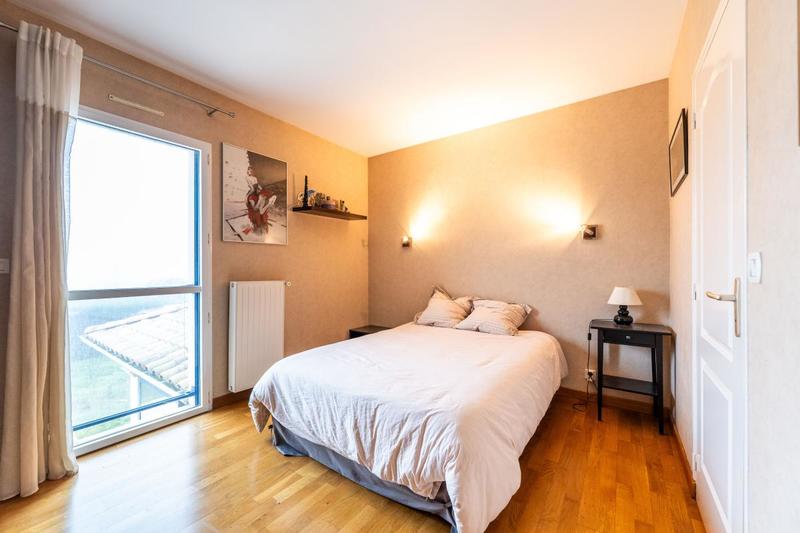 Maison - 137 m² - 4 pièces