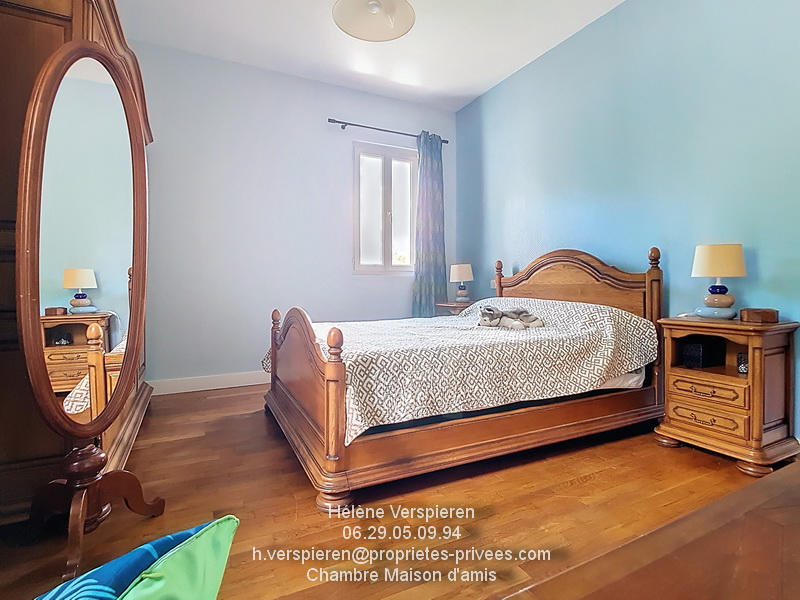 Maison - 223 m² - 12 pièces