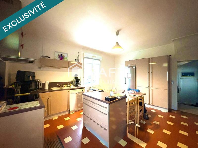 Maison - 136 m² - 7 pièces