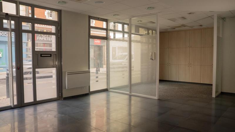 Local commercial - 138 m² - 5 pièces