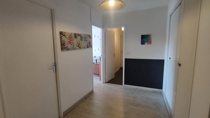 Appartement - 82 m² - 4 pièces