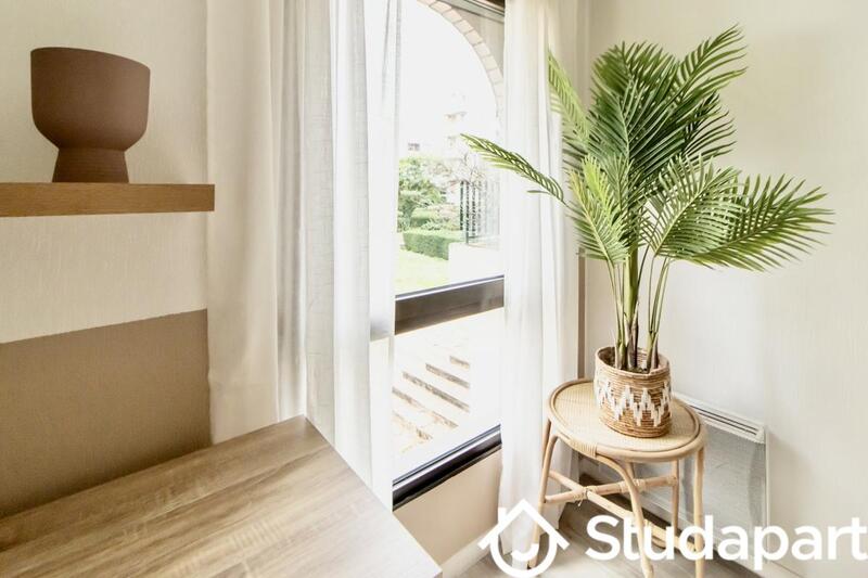 Chambre - 13 m² - 1 pièce