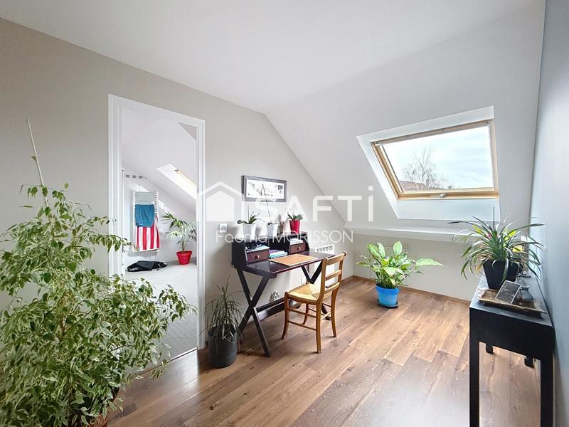 Maison - 207 m² - 7 pièces