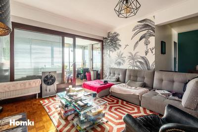 Appartement - 94 m² - 4 pièces