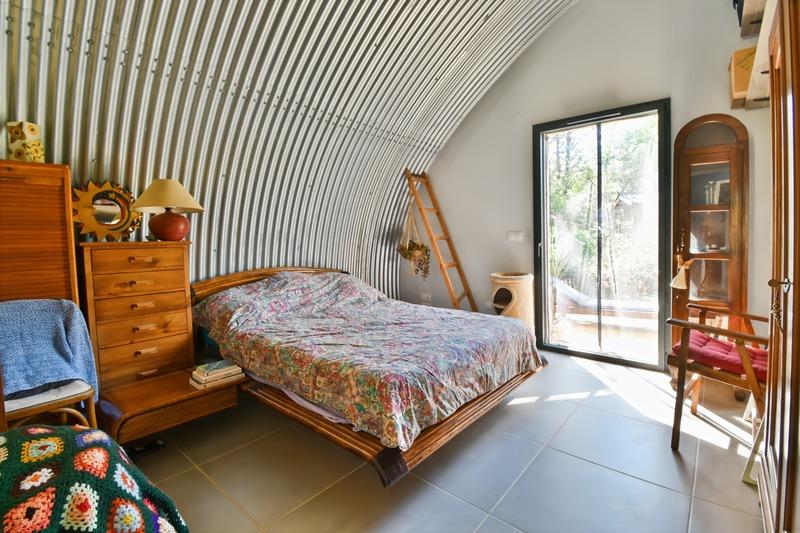 Propriété - 330 m² - 13 pièces