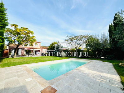 Maison - 160 m² - 5 pièces