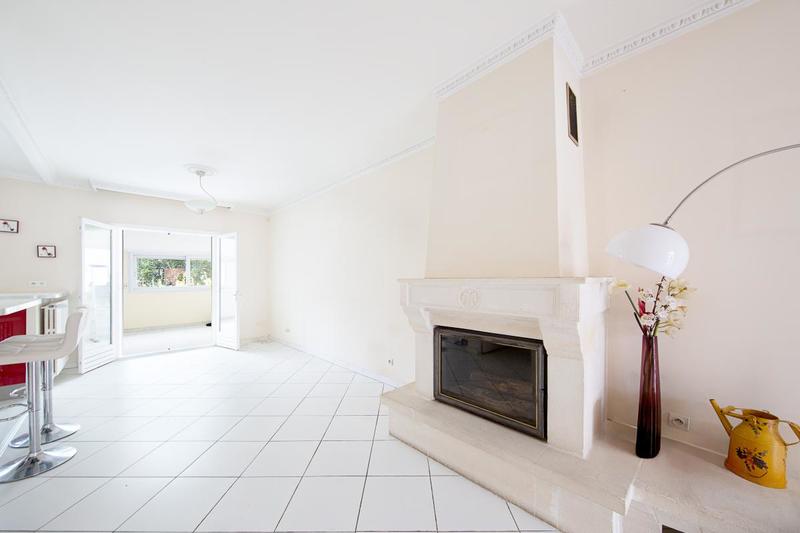 Maison - 180 m² - 7 pièces