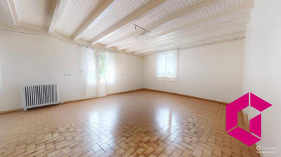 Villa - 178 m² - 9 pièces