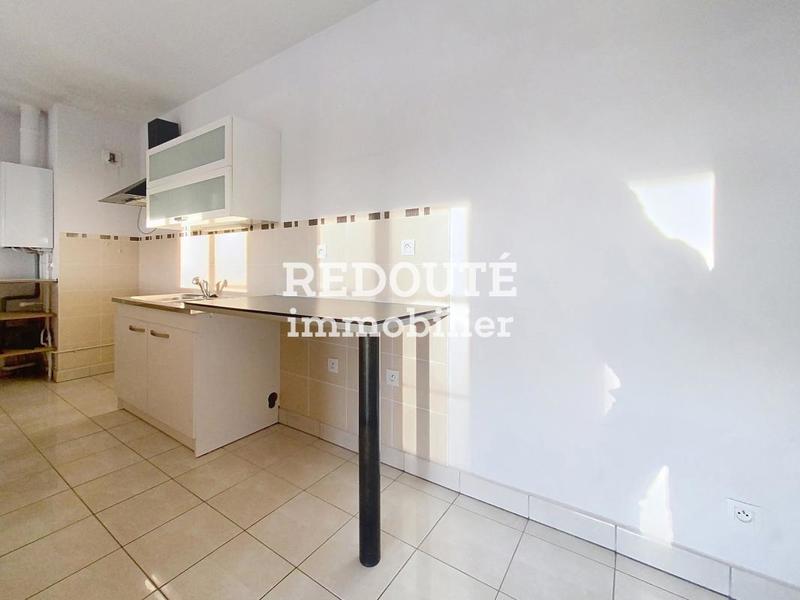 Appartement - 96 m² - 5 pièces