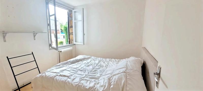 Maison - 230 m² - 14 pièces