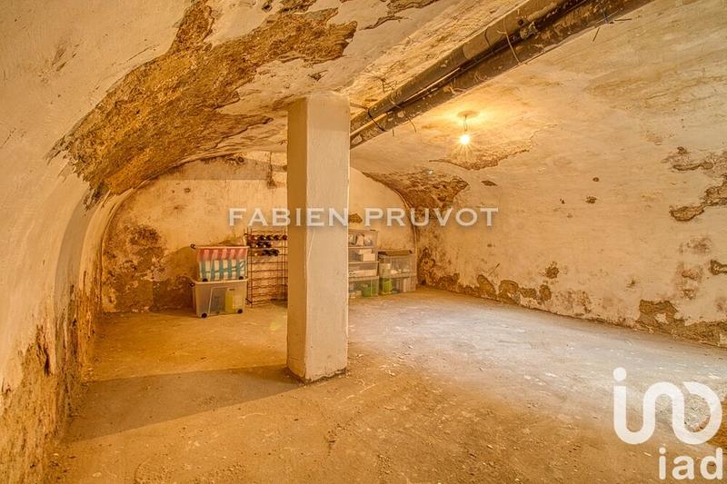 Maison - 158 m² - 8 pièces