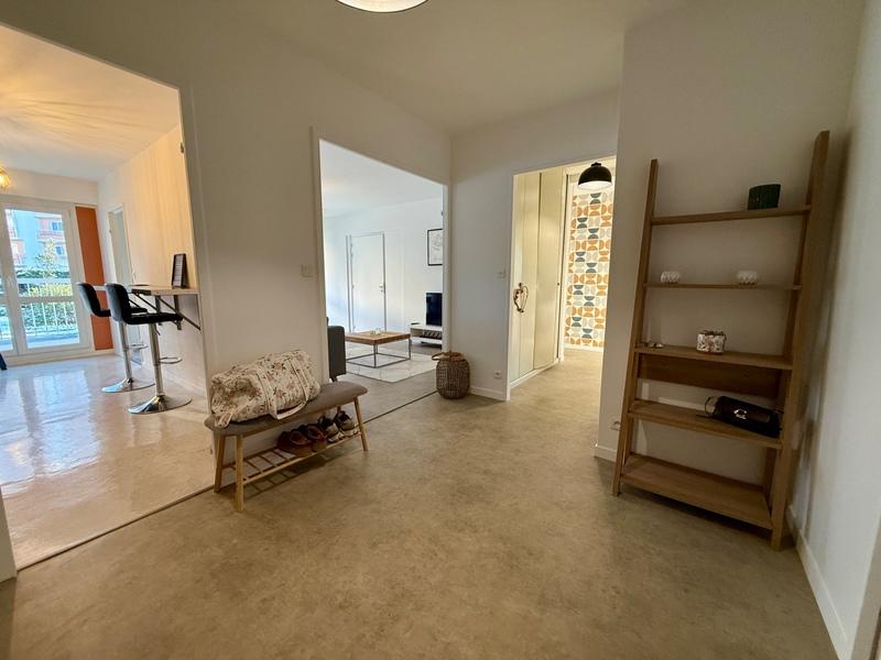 Appartement - 81 m² - 4 pièces