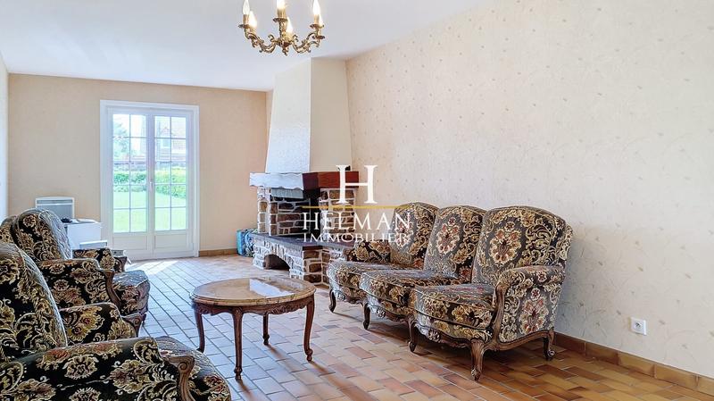 Maison - 170 m² - 9 pièces