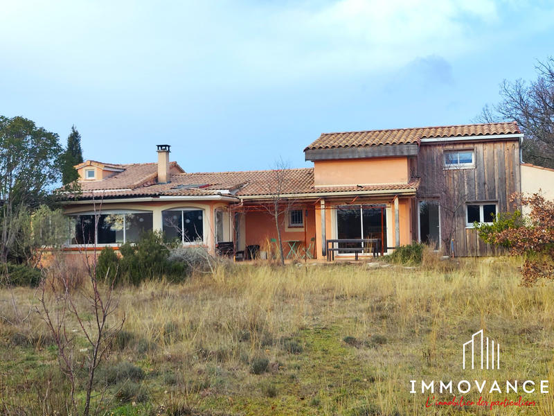 Maison traditionnelle - 133 m² - 7 pièces