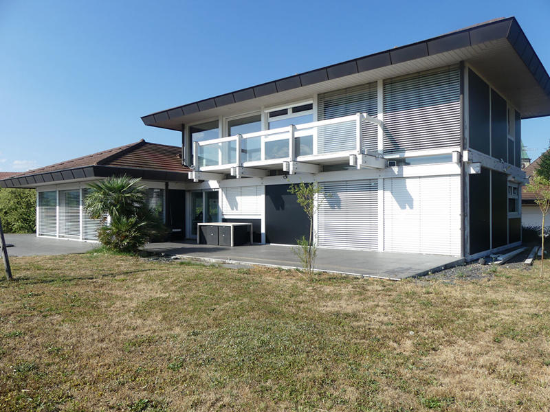 Maison - 230 m² - 5 pièces