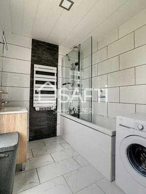 Maison - 108 m² - 4 pièces