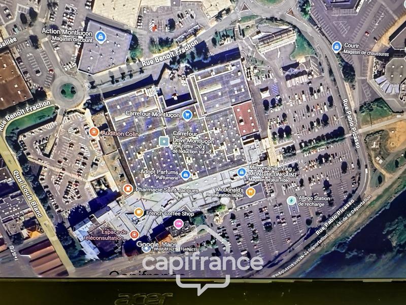 Local commercial - 750 m² - 2 pièces