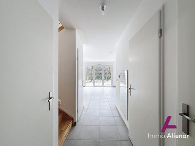 Villa - 83 m² - 4 pièces