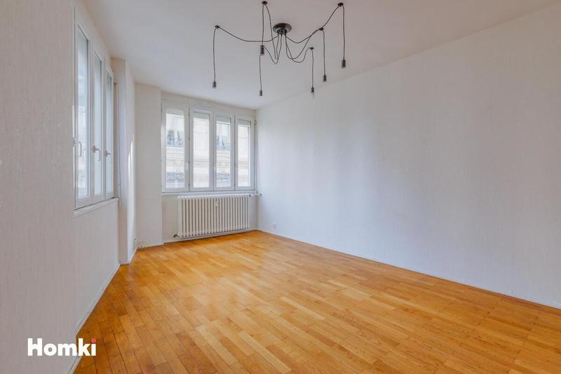 Appartement - 75 m² - 3 pièces