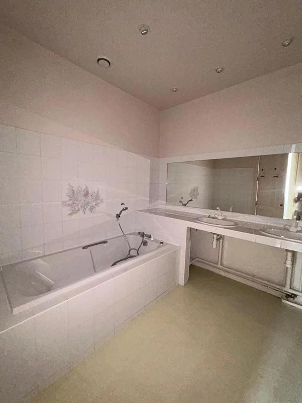 Appartement - 138 m² - 4 pièces