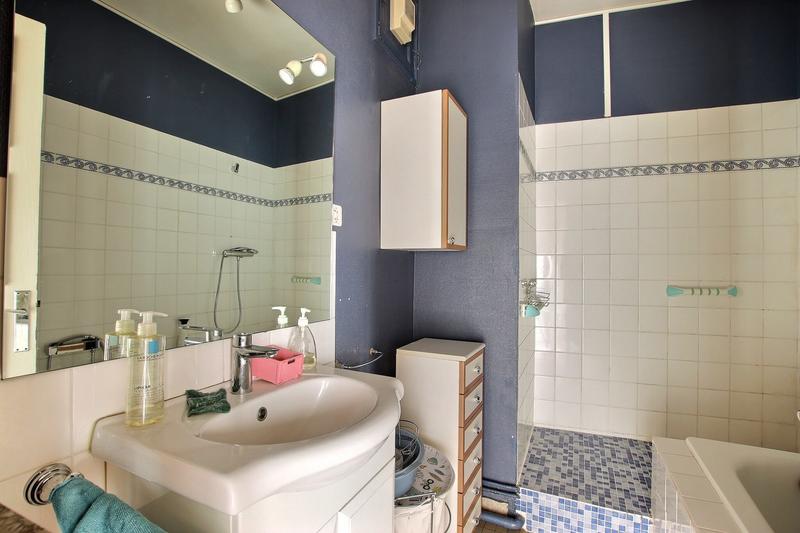 Appartement - 93 m² - 4 pièces