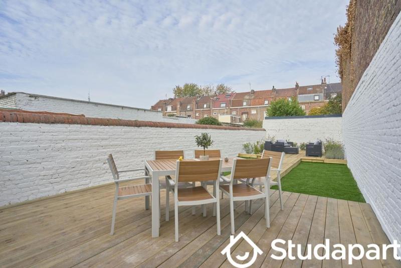 Chambre - 11 m² - 1 pièce