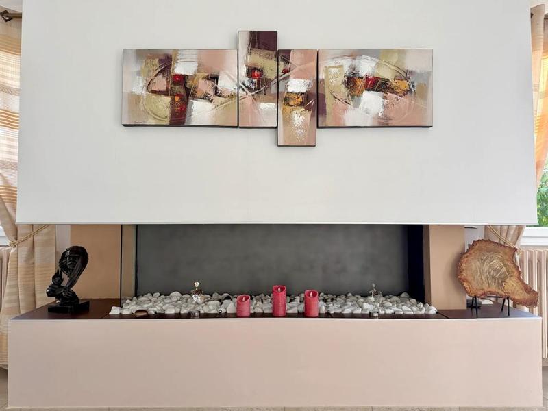 Maison - 210 m² - 6 pièces