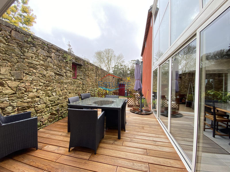 Maison ancienne - 270 m² - 8 pièces