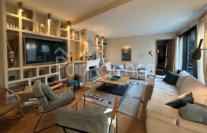 Maison - 177 m² - 7 pièces