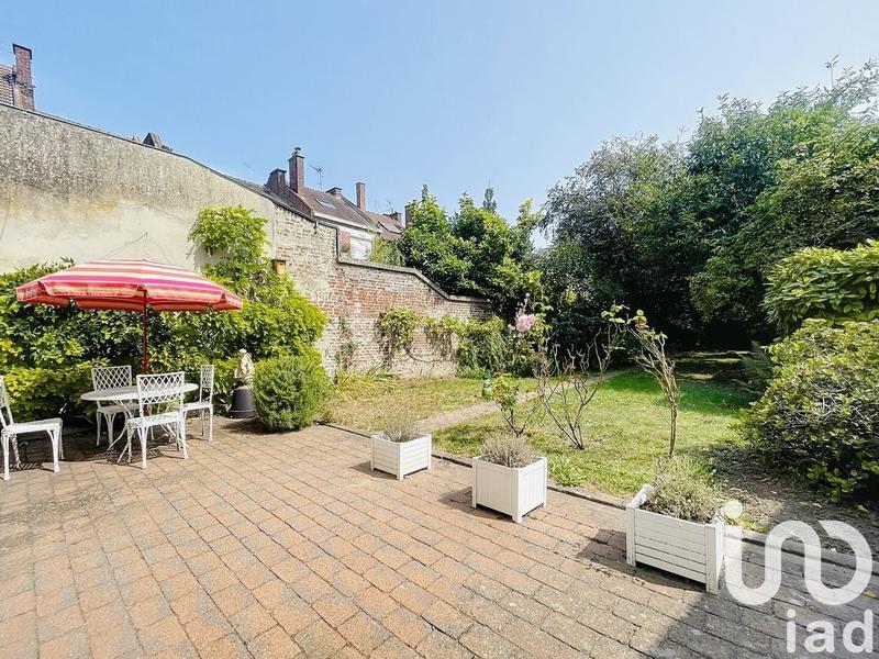 Maison - 312 m² - 9 pièces