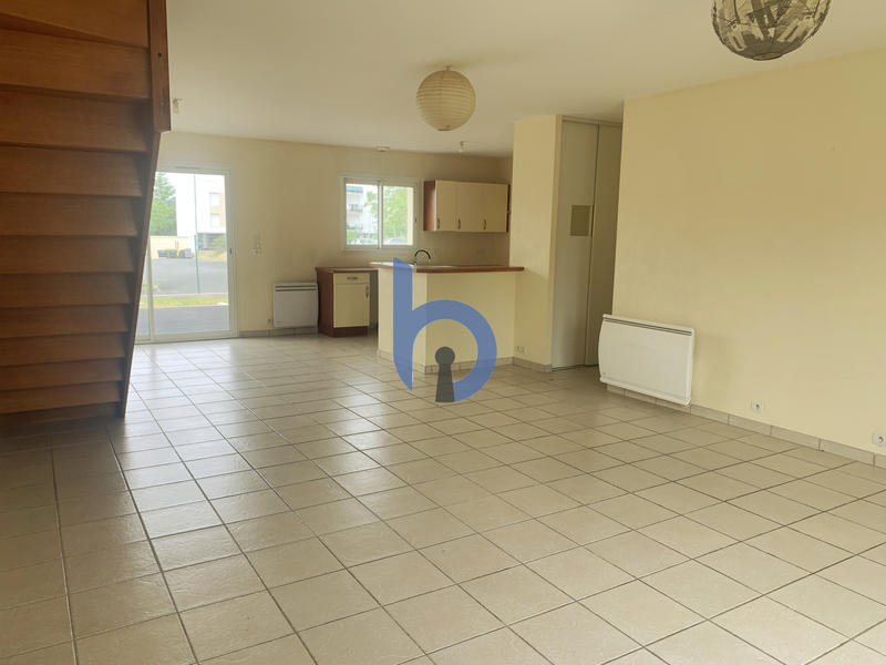 Maison - 93 m² - 4 pièces
