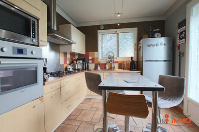 Maison - 171 m² - 8 pièces