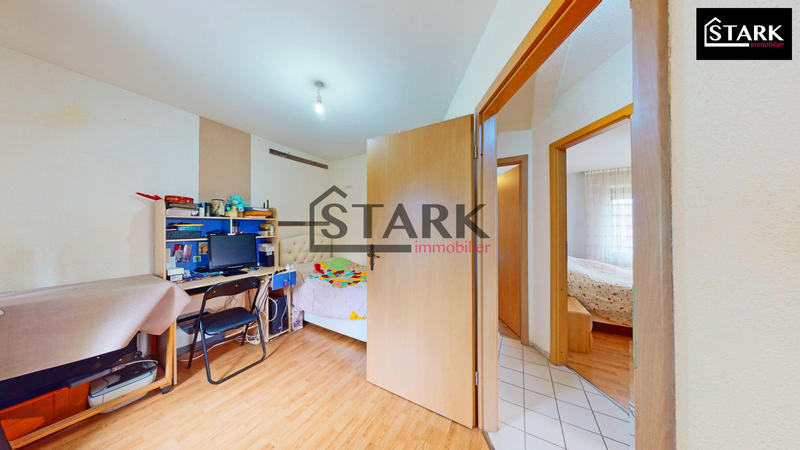 Maison - 90 m² - 5 pièces