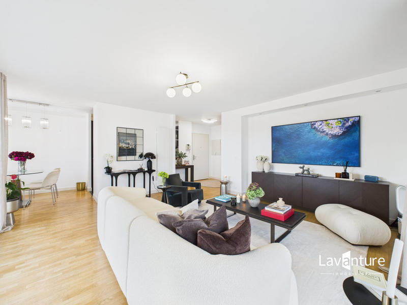 Appartement - 83 m² - 3 pièces