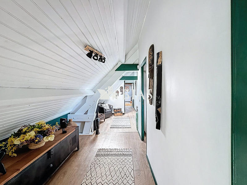 Maison - 170 m² - 7 pièces