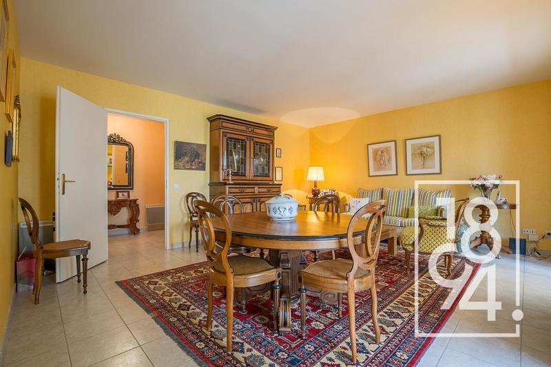 Appartement - 84 m² - 4 pièces