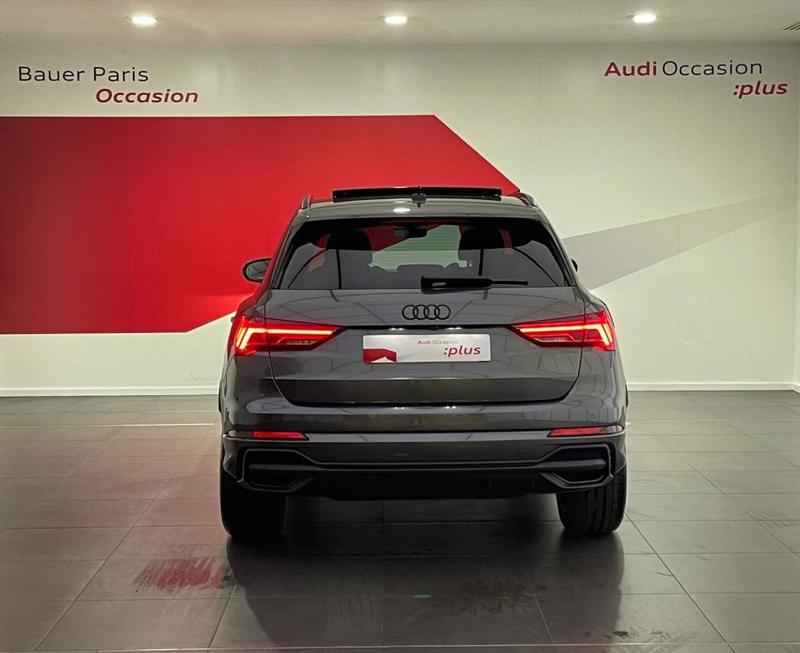 Audi Q3 45 TFSIe 245 ch s tronic 6 s line
