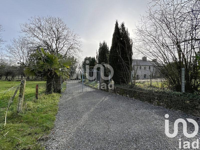 Maison - 220 m² - 5 pièces