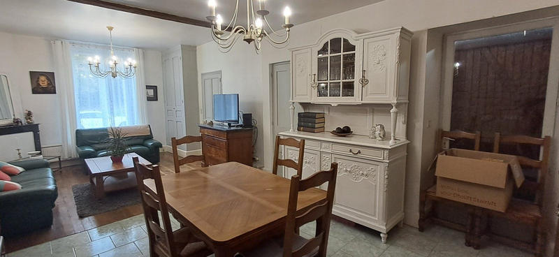 Maison - 107 m² - 6 pièces