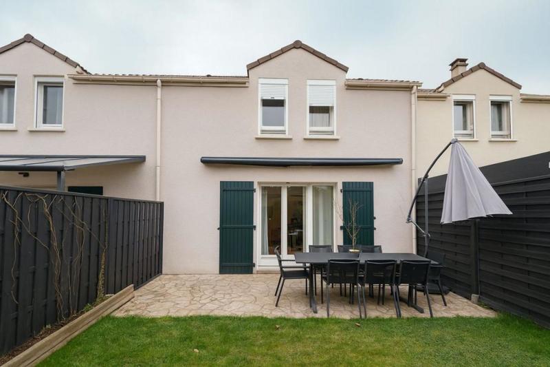 Maison de ville - 80 m² - 4 pièces