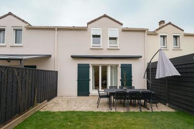 Maison de ville - 80 m² - 4 pièces