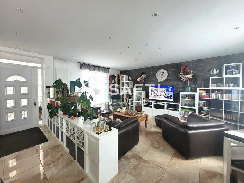 Maison - 158 m² - 6 pièces