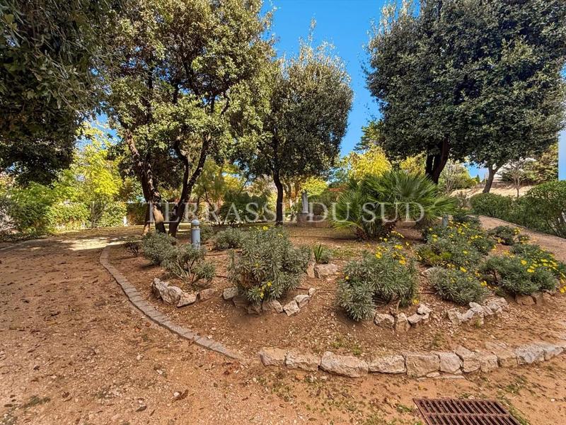 Appartement - 79 m² - 3 pièces