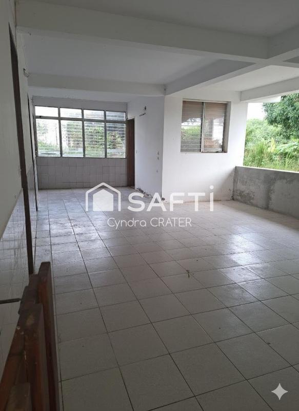 Maison - 254 m² - 4 pièces