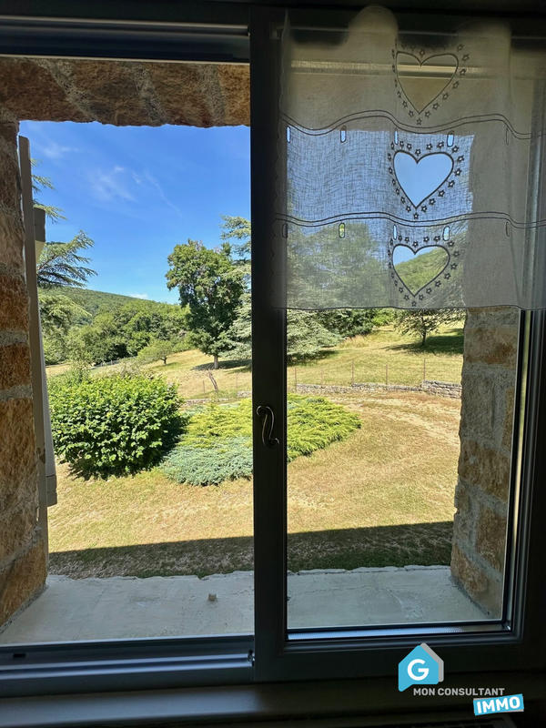 Maison - 160 m² - 6 pièces