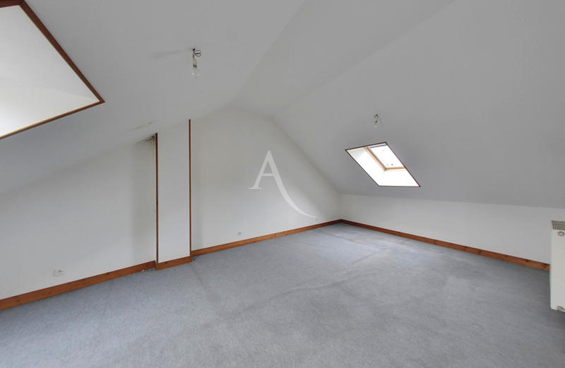 Maison - 134 m² - 7 pièces